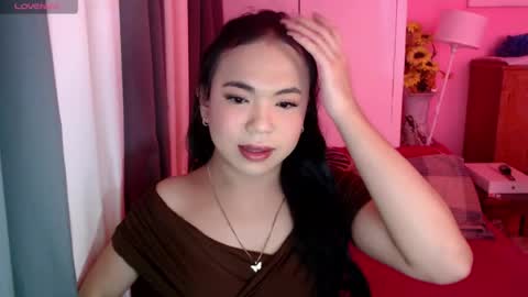 SweetAnna online show from June 2026 06:52:01 AM