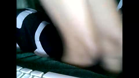 Snapshot of sweetbella24 chatting on February 2025 01:21:01 PM im anne online show from February 2025 01:21:01 PM