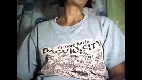 Snapshot of sweetbella24 chatting on September 2025 01:24:02 PM im anne online show from September 2025 01:24:02 PM