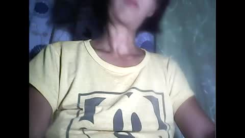 Snapshot of sweetbella24 chatting on September 2025 01:56:02 PM im anne online show from September 2025 01:56:02 PM