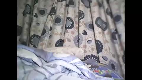 Snapshot of sweetbella24 chatting on October 2025 11:32:02 AM im anne online show from October 2025 11:32:02 AM