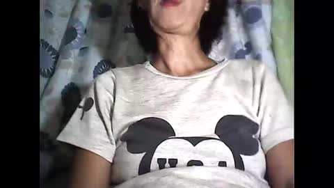 Snapshot of sweetbella24 chatting on November 2025 01:10:01 PM im anne online show from November 2025 01:10:01 PM