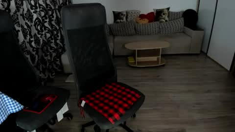 Charlotte online show from March 2026 10:02:02 PM