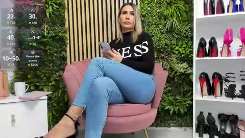 Cherry online show from November 2025 07:07:01 AM