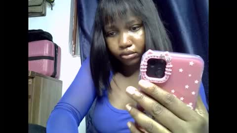 sweetcoochiex online show from December 2025 06:24:02 PM