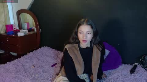 sweetdam12 online show from September 2025 08:11:02 PM