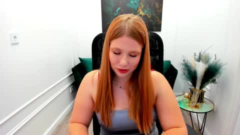 Snapshot of sweetdaylight chatting on May 2026 09:55:01 PM sweetdaylight online show from May 2026 09:55:01 PM
