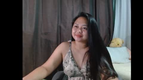 Snapshot of sweetdemurelady chatting on May 2026 02:11:01 PM Lynn online show from May 2026 02:11:01 PM