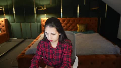Amelia online show from May 2026 06:53:01 AM