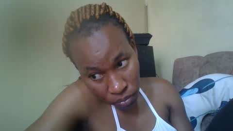 sweetdiva2012 online show from September 2025 06:48:02 AM