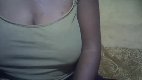 Snapshot of sweetdivah2 chatting on July 2026 08:34:02 AM divinah online show from July 2026 08:34:02 AM