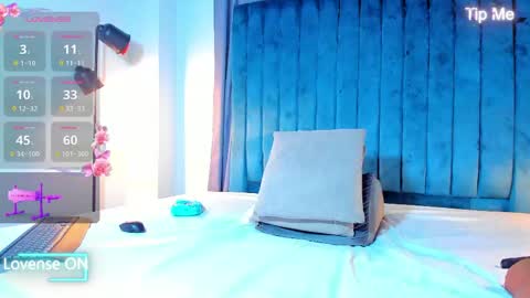 Snapshot of sweetebony_69 chatting on May 2026 02:45:01 PM Mia online show from May 2026 02:45:01 PM