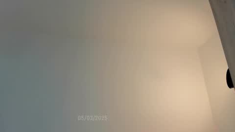 Snapshot of sweetest_bella chatting on March 2025 09:59:02 PM Bella online show from March 2025 09:59:02 PM