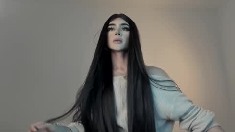 Snapshot of sweetest_bella chatting on March 2025 12:44:01 AM Bella online show from March 2025 12:44:01 AM