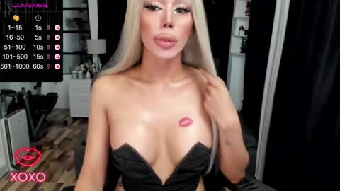 CANDACE online show from October 2025 04:32:01 AM