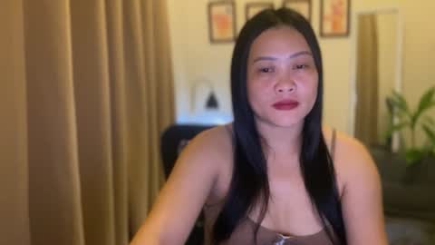 Snapshot of sweetestsmile_ chatting on June 2026 11:57:01 AM Khaye online show from June 2026 11:57:01 AM