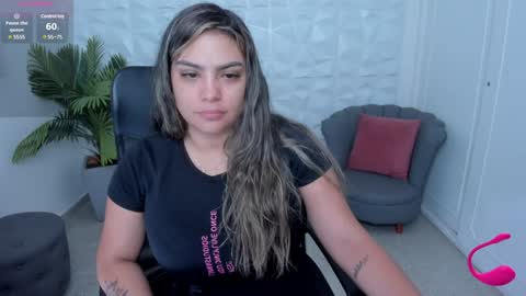 Fabiana online show from December 2024 06:27:02 PM