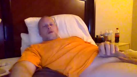 sweetg233 online show from November 2025 06:24:01 AM