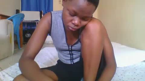 Snapshot of sweetgal2025 chatting on February 2026 07:46:01 AM EUNICE online show from February 2026 07:46:01 AM