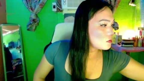 Kathy  online show from April 2026 10:52:02 AM