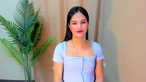 Snapshot of sweetgirl_latina143 chatting on September 2025 06:35:01 PM sweetgirl_latina143 online show from September 2025 06:35:01 PM