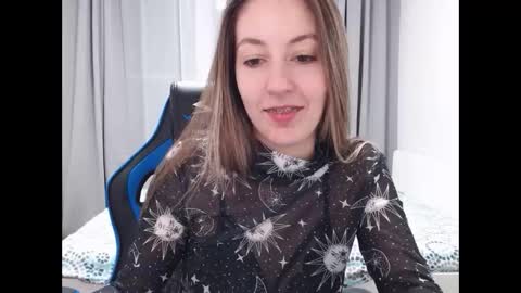 Snapshot of sweetheart_77 chatting on December 2024 02:34:02 AM Emma online show from December 2024 02:34:02 AM