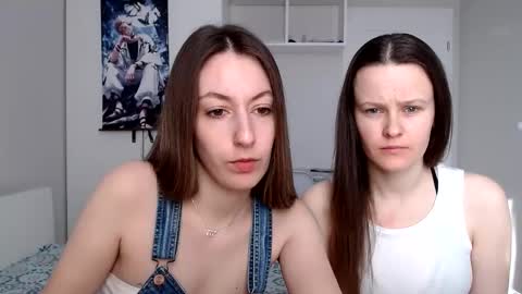 Snapshot of sweetheart_77 chatting on March 2025 07:57:01 AM Emma online show from March 2025 07:57:01 AM