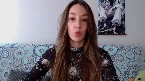 Snapshot of sweetheart_77 chatting on September 2025 07:54:02 AM Emma online show from September 2025 07:54:02 AM