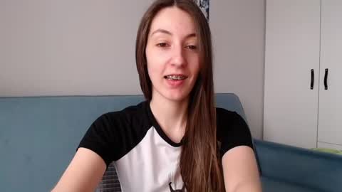 Emma  online show from June 2026 07:50:02 AM