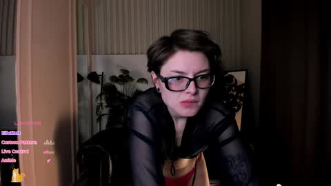 Snapshot of sweetheart_flower chatting on February 2025 01:32:01 AM Kira online show from February 2025 01:32:01 AM