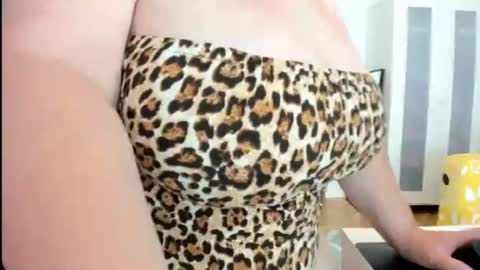 sweetheartmia online show from July 2026 07:02:01 AM