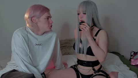 sweethearts_friends online show from February 2026 09:12:02 PM