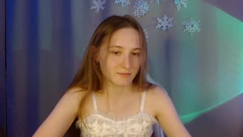 Annie online show from December 2024 09:22:01 PM