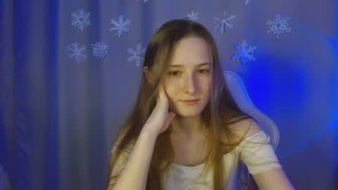 Annie online show from December 2024 09:13:02 PM