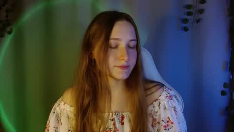 Annie online show from September 2025 09:31:02 PM