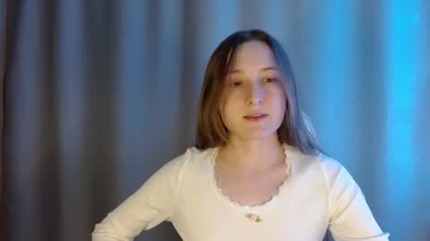 Annie online show from May 2026 08:47:01 PM