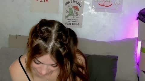 Snapshot of sweetiedarlingxoxox chatting on May 2026 12:32:02 PM Daddy Babby Girl online show from May 2026 12:32:02 PM