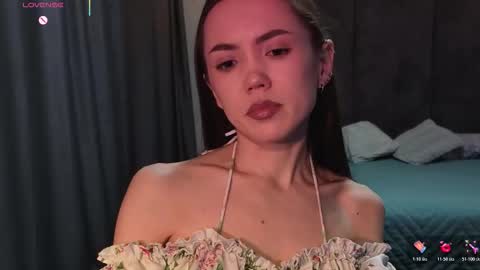 sweetieee_kira online show from February 2026 01:16:02 AM