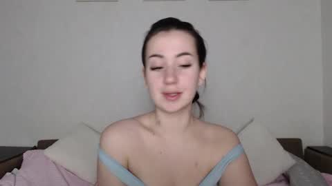 Kendl online show from January 2025 10:39:01 PM