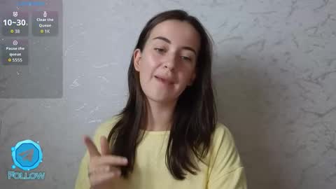 Kendl online show from November 2025 10:43:02 PM