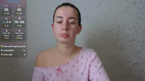 Kendl online show from November 2025 10:14:01 PM