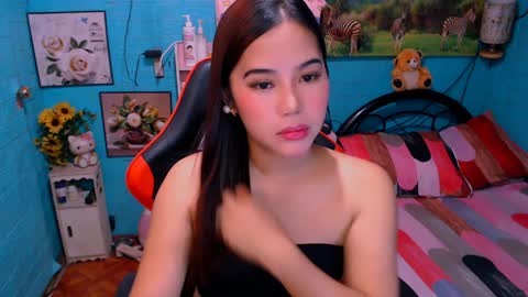 Nicole online show from January 2025 04:47:01 AM