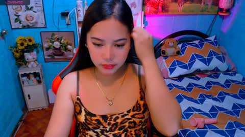 Nicole online show from March 2025 09:36:02 PM