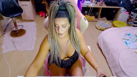 jessica online show from September 2025 10:48:02 PM