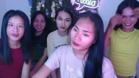 Snapshot of sweetladyboyx chatting on December 2024 01:04:02 AM online show from December 2024 01:04:02 AM