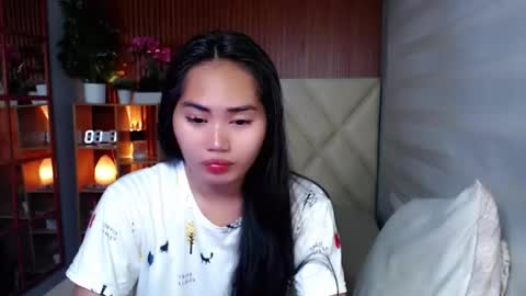Snapshot of sweetladyboyx chatting on October 2025 11:22:02 PM online show from October 2025 11:22:02 PM