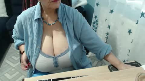 Rebeka online show from December 2025 11:59:01 AM