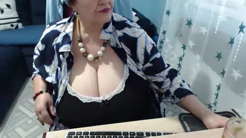 Rebeka online show from May 2026 12:55:02 PM