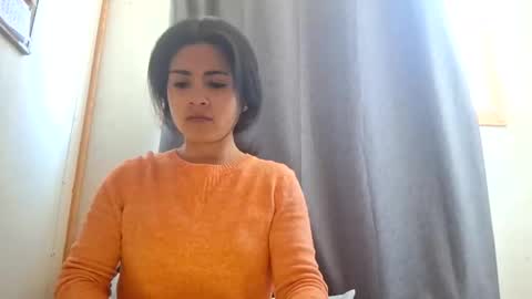 sweetlatinafit online show from December 2025 12:32:01 PM