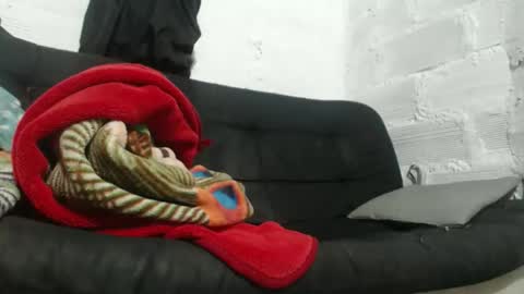 Snapshot of sweetlatinakim chatting on February 2026 11:42:01 AM Camilo online show from February 2026 11:42:01 AM